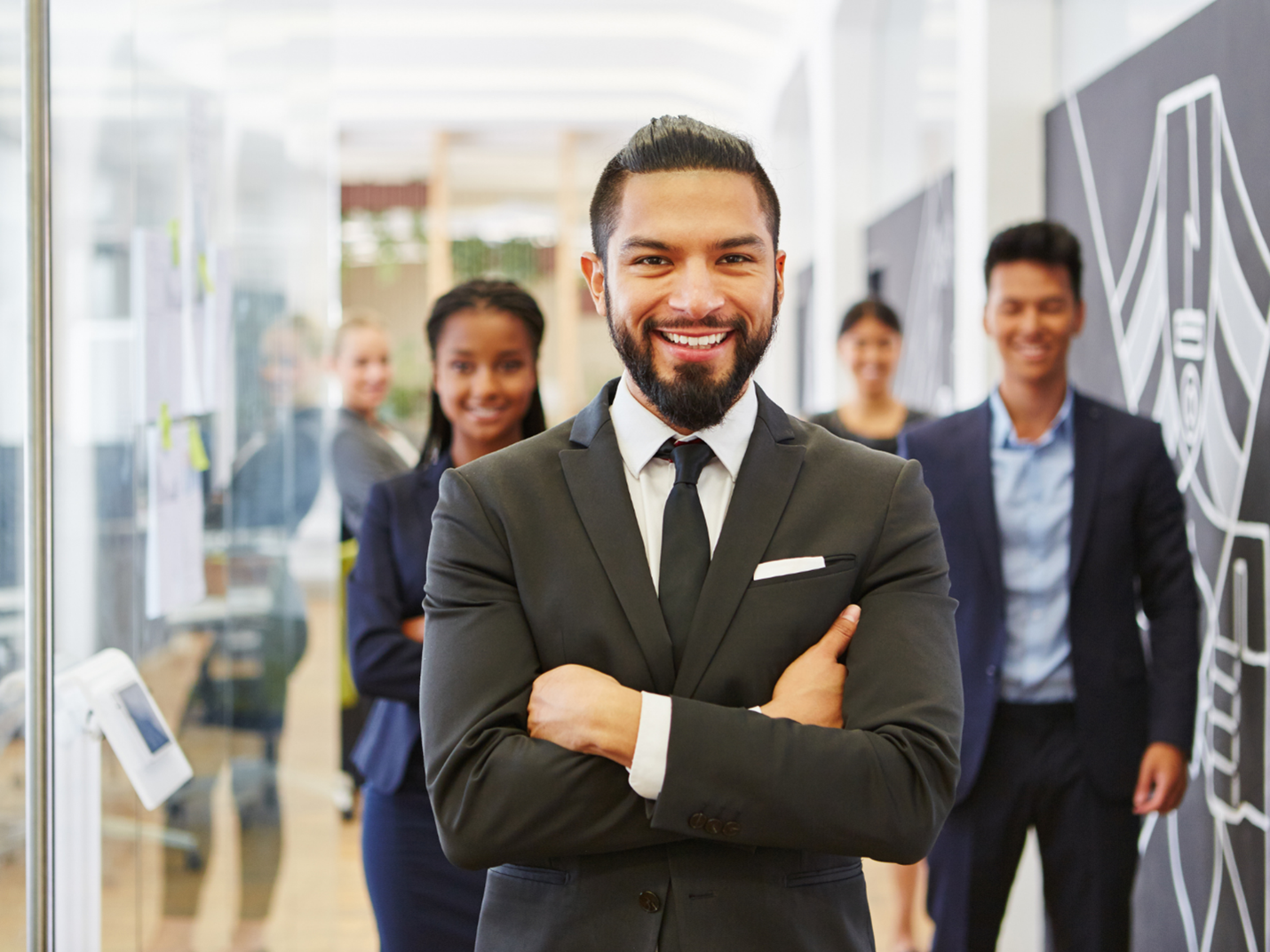 Achieving Business Growth: Harnessing the Power of Management Professionals as Consultants